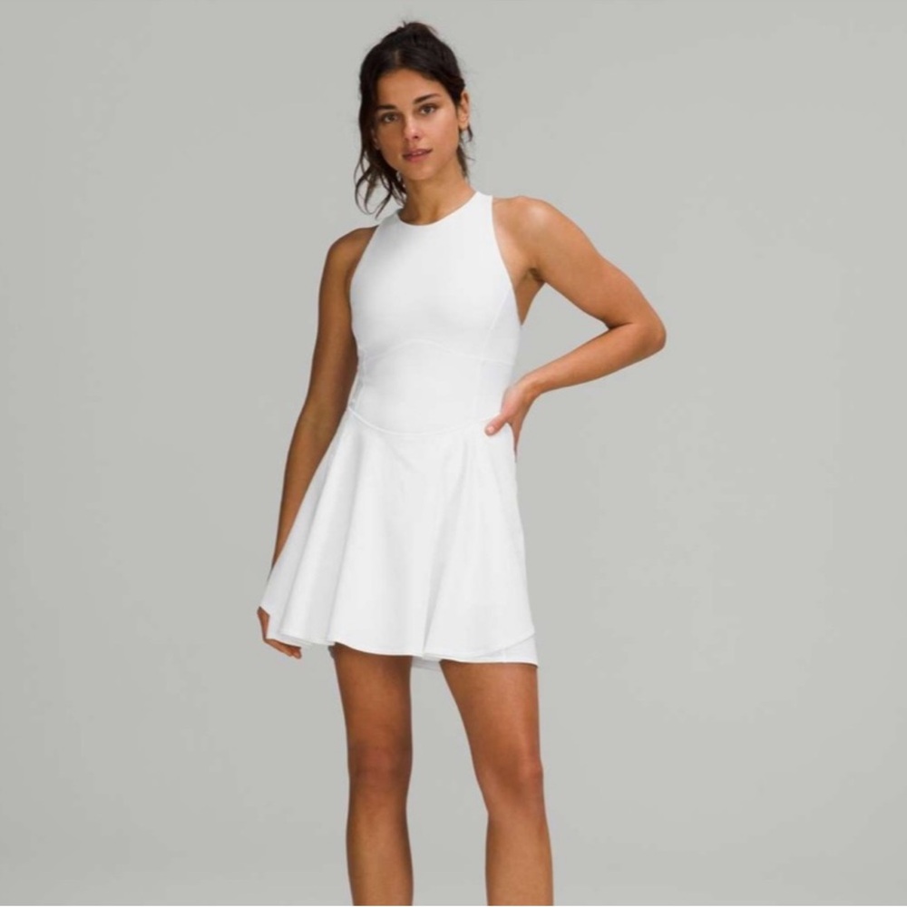 LULULEMON court crush dress. sz 8